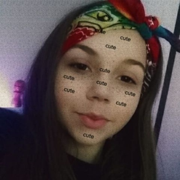 Meet your Posher, Taylar - Picture 1 of 1